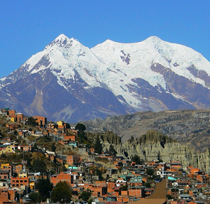 La Paz, na Bolívia, é um dos lugares mais altos do mundo.