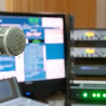 Entrevista Rádio Mais: fonoaudióloga fala sobre as principais causas da gagueira