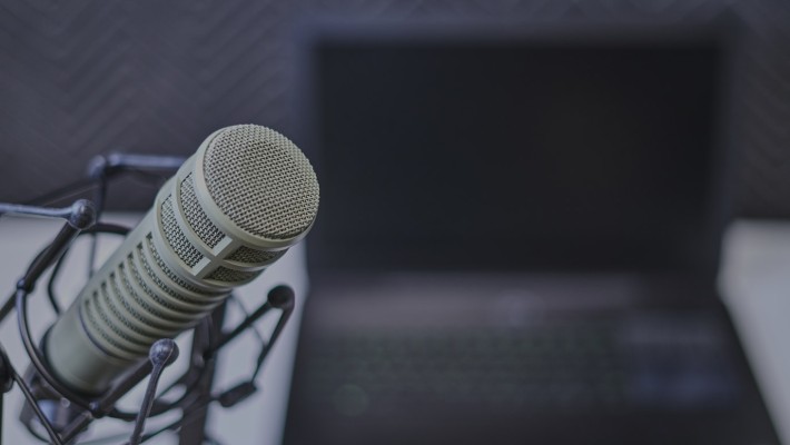 Entrevista Rádio Mais: fono pode auxiliar no tratamento de ronco e apneia